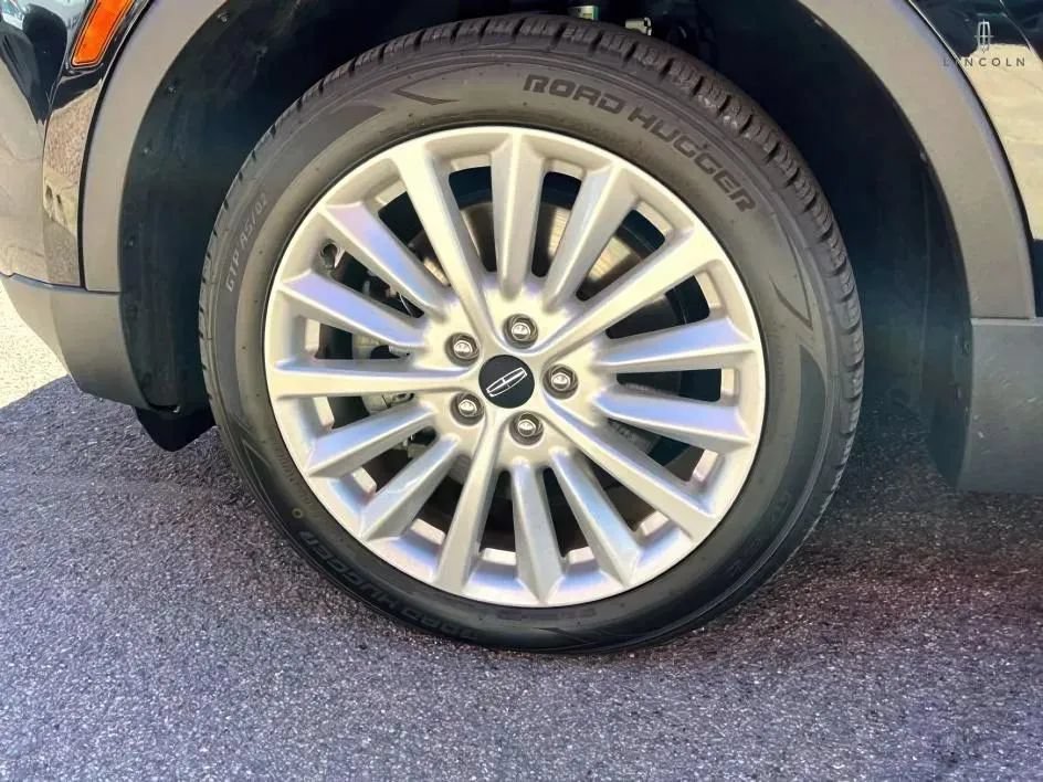 Used 2019 Lincoln MKC Premiere AWD/4WD image 22
