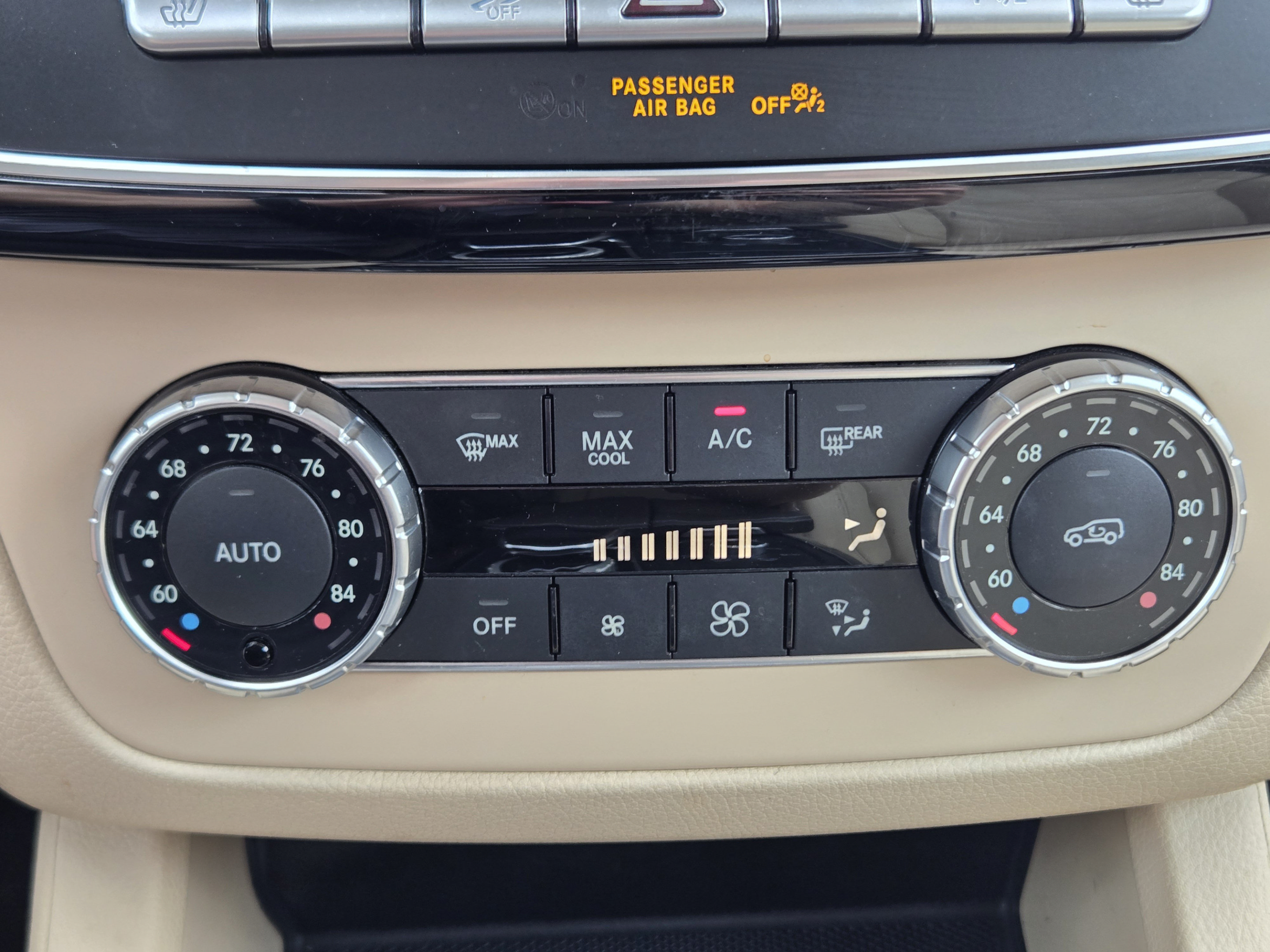 Used 2018 Mercedes-Benz GLE 350 4MATIC image 16