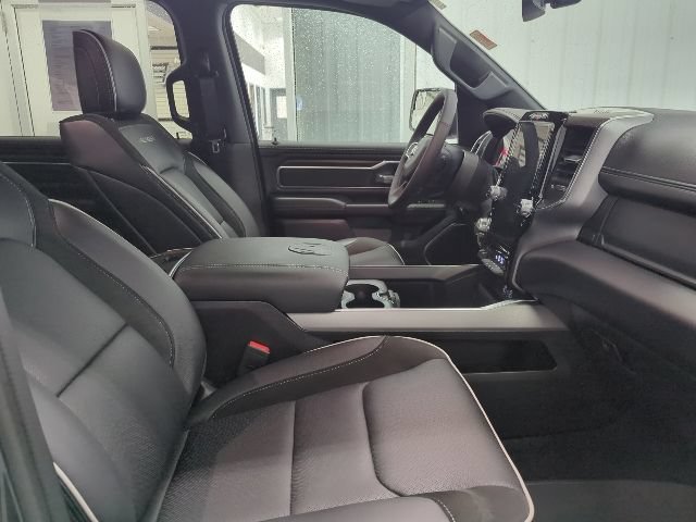 Used 2026 RAM 1500 Laramie w/ Sport Appearance Package AWD/4WD image 13