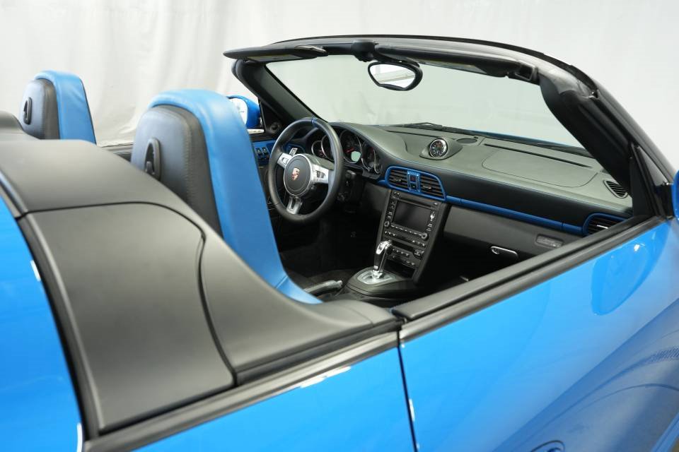 Used 2011 Porsche 911 Speedster image 55