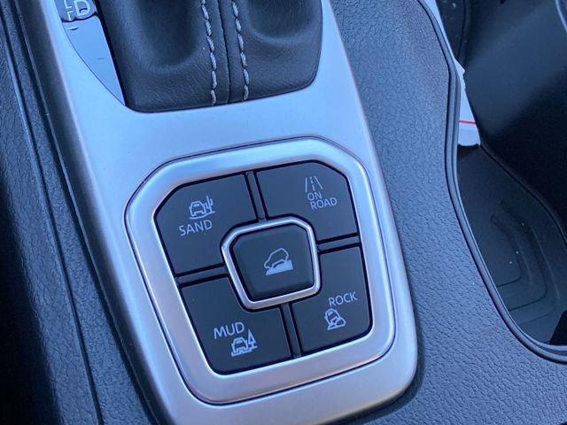 New 2026 Nissan Frontier SV w/ SV Convenience Package image 17