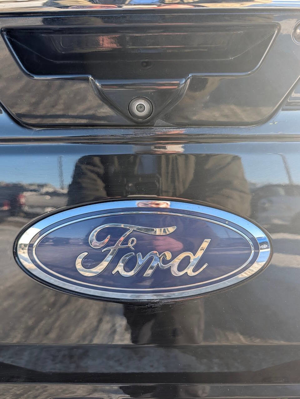 Used 2018 Ford F150 Lariat w/ Equipment Group 502A Luxury image 11