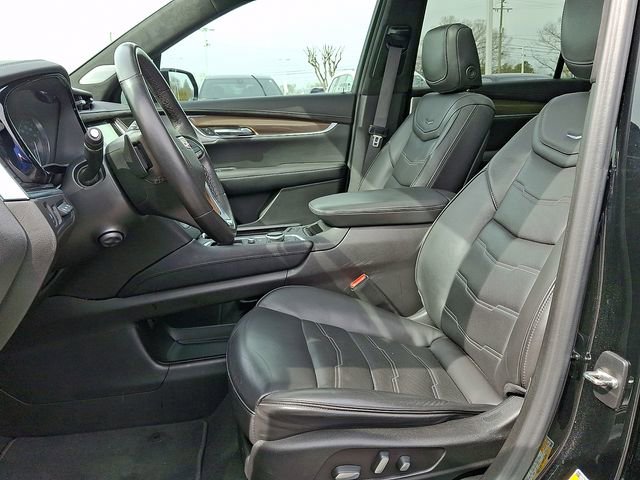Certified 2022 Cadillac XT6 Premium Luxury w/ Platinum Package image 11