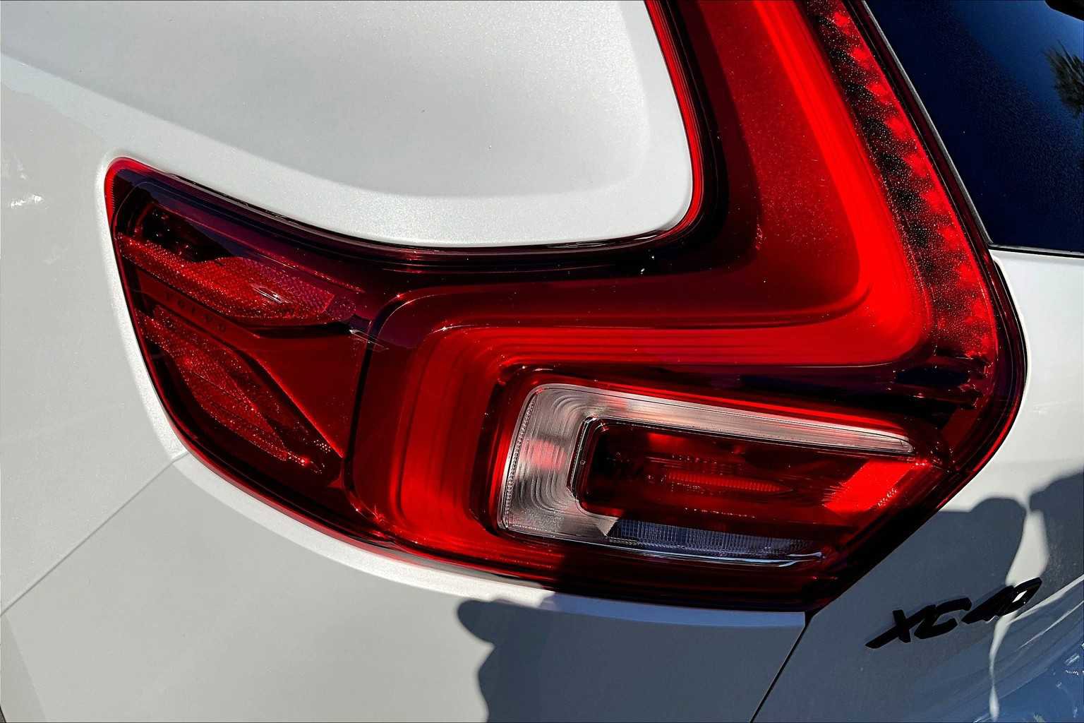 New 2026 Volvo XC40 B5 Ultra w/ Protection Package Premier image 5