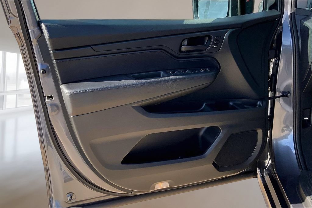Used 2023 Honda Odyssey EX-L image 23