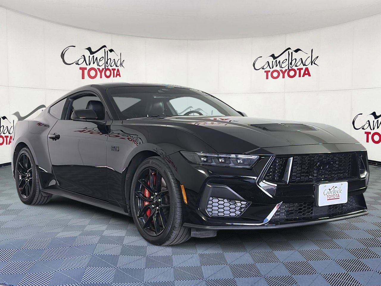 Used 2024 Ford Mustang GT Premium RWD image 3