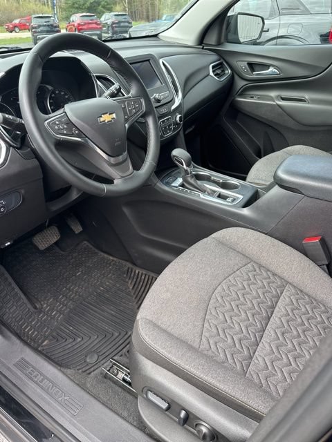Used 2024 Chevrolet Equinox LT AWD/4WD image 11