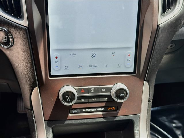 Used 2021 Ford Edge SEL w/ Convenience Package AWD/4WD image 16
