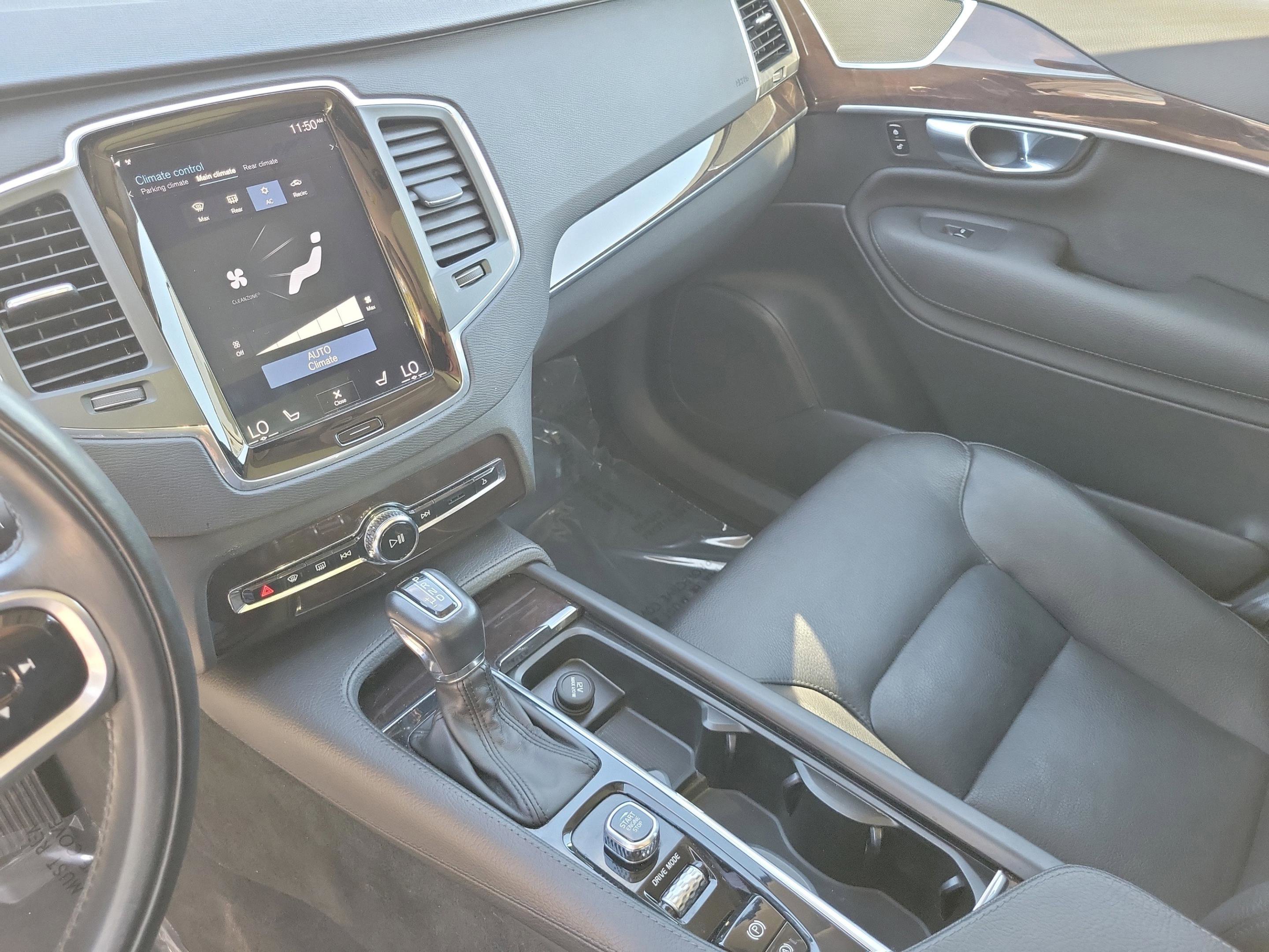 Used 2019 Volvo XC90 T6 Momentum w/ Protection Package Premier image 26