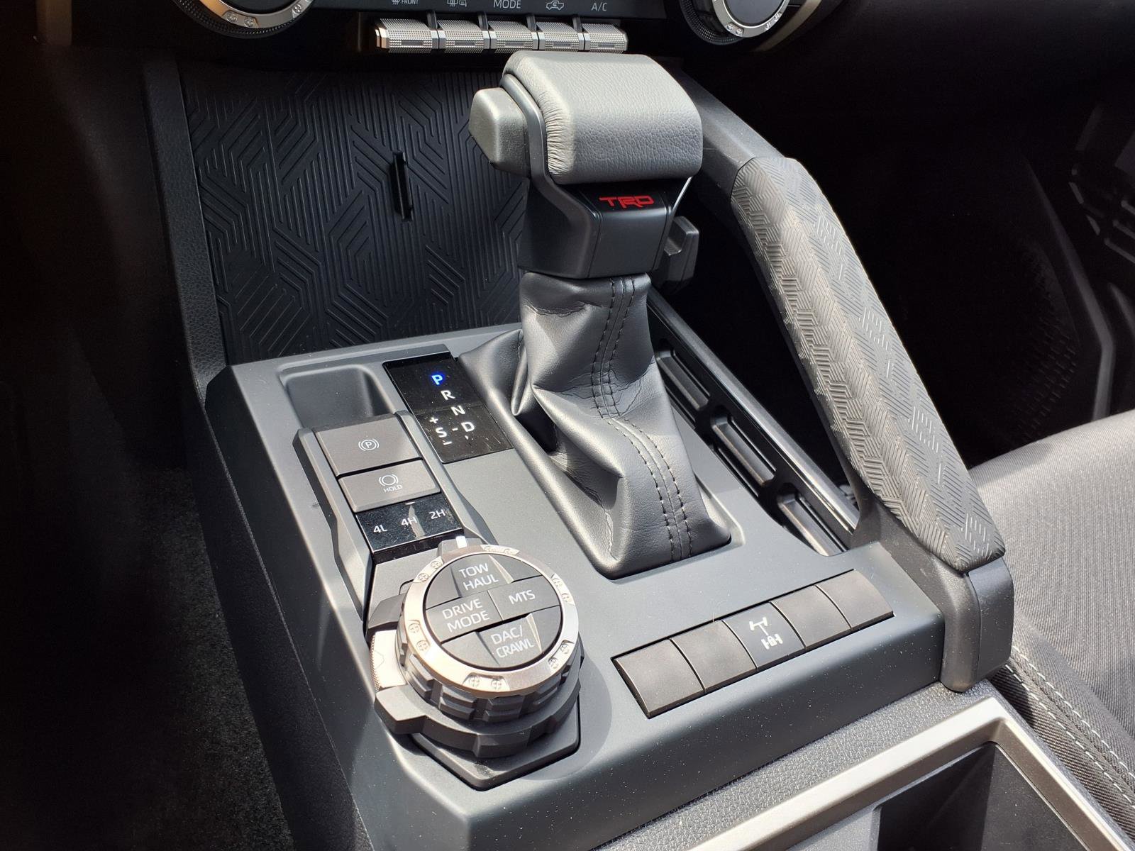 Used 2025 Toyota Tacoma TRD Off-Road image 13