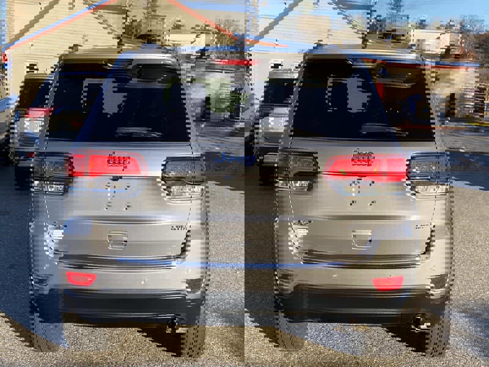 Certified 2021 Jeep Grand Cherokee Limited image 4