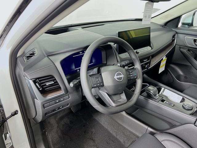 New 2025 Nissan Rogue Platinum w/ Platinum Premium Package image 8