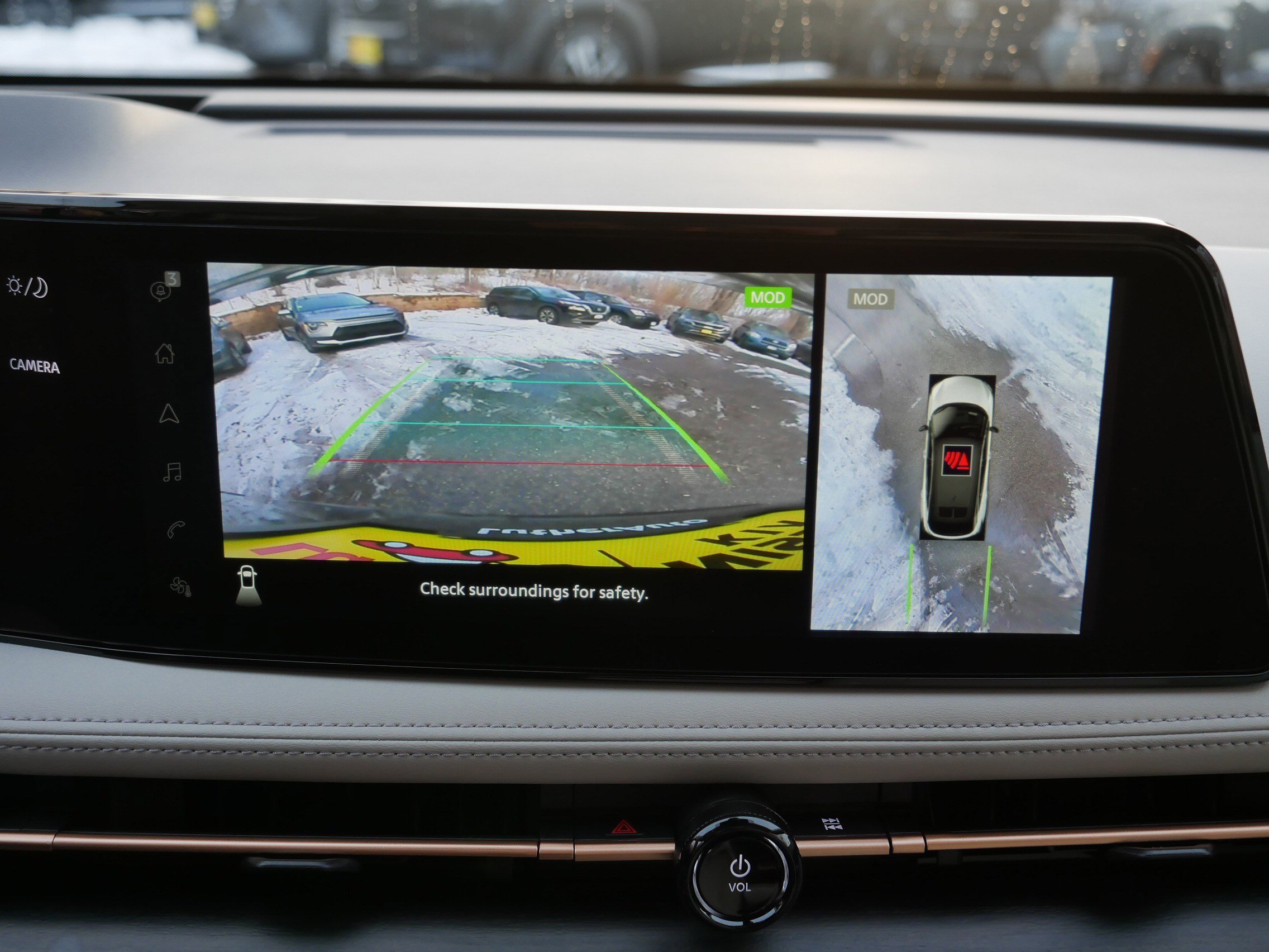 Certified 2023 Nissan Ariya AWD image 27