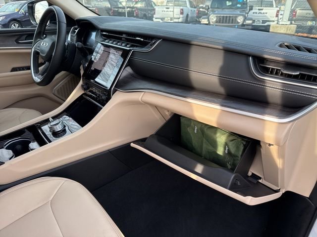 Certified 2022 Jeep Grand Cherokee Limited image 27