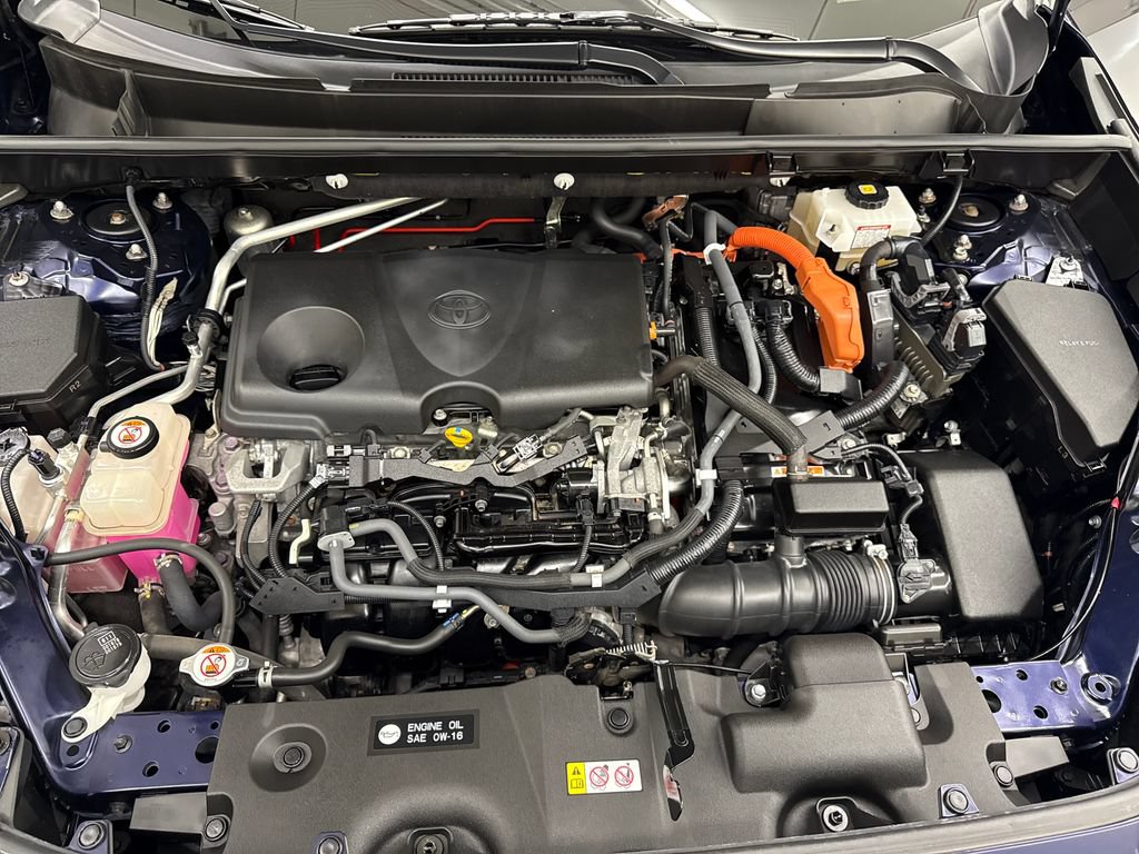 Used 2019 Toyota RAV4 XSE w/ XSE Weather Package AWD/4WD image 10