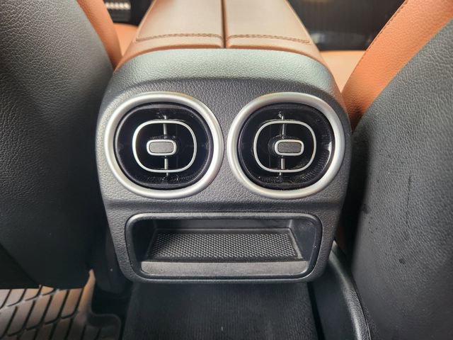 Certified 2022 Mercedes-Benz C 300 4MATIC Sedan image 13