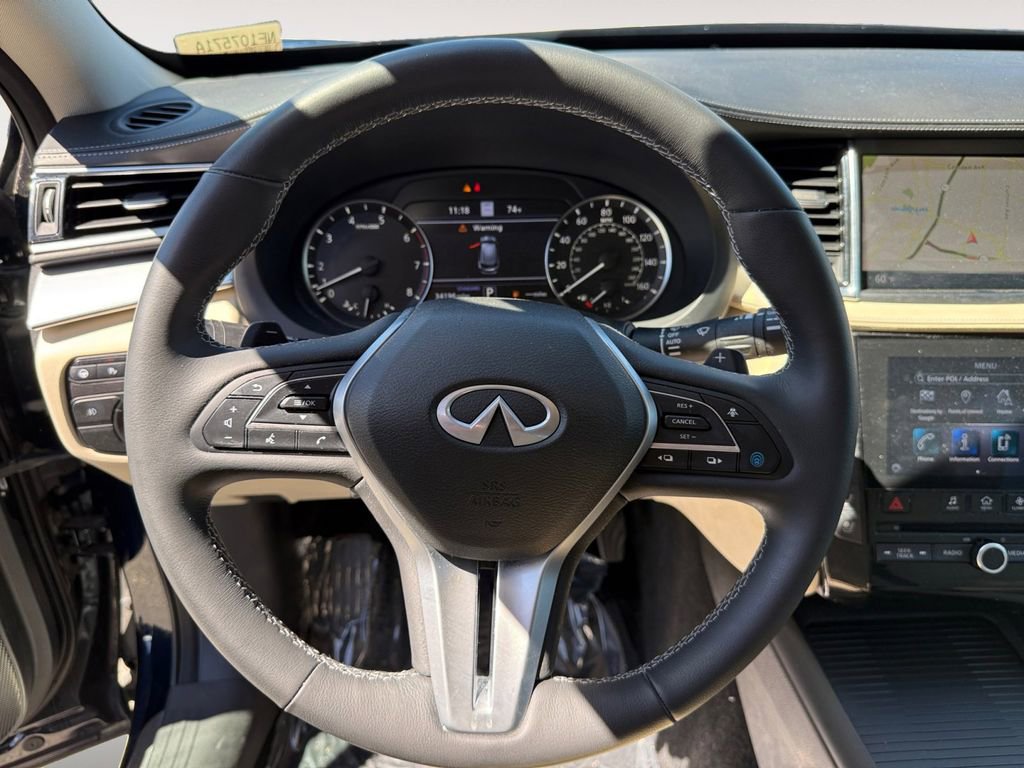 Used 2022 INFINITI QX50 Sensory image 17