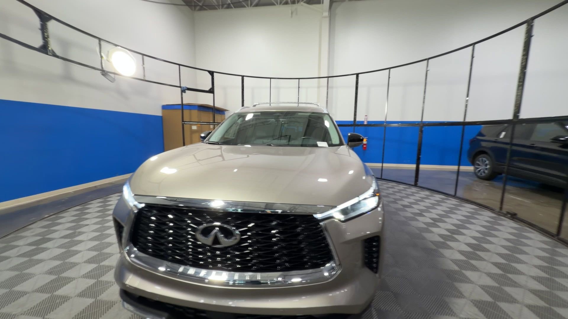 Used 2022 INFINITI QX60 Sensory w/ Cargo Package image 4