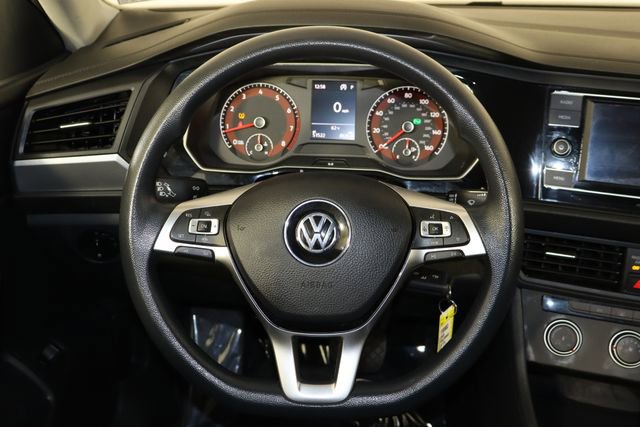 Used 2020 Volkswagen Jetta S image 19