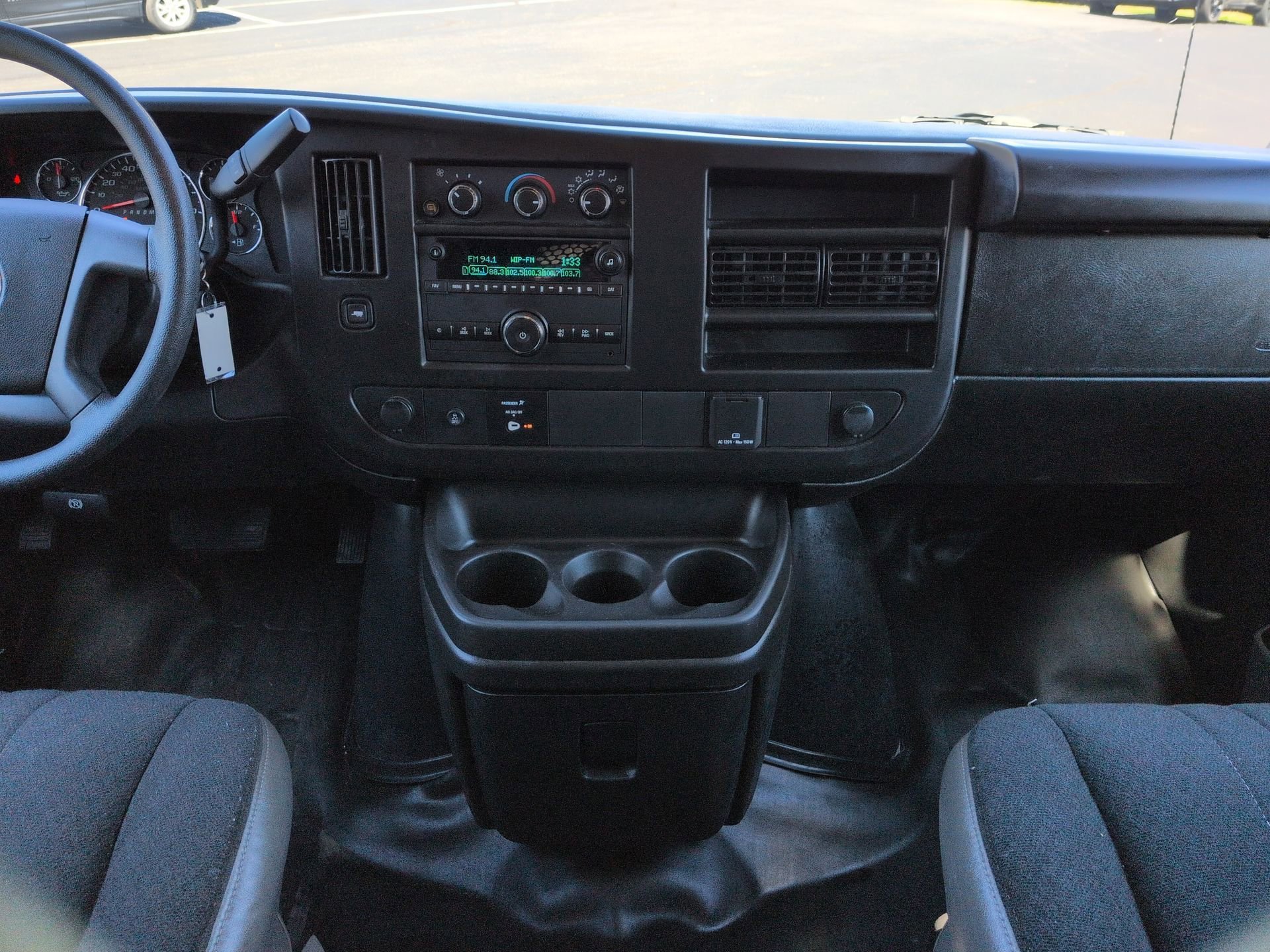 Used 2024 GMC Savana 2500 w/ Driver Convenience Package image 18