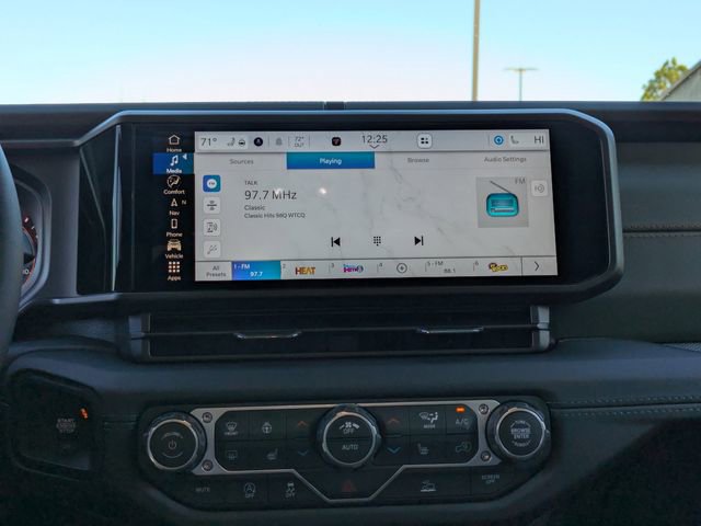 New 2026 Jeep Gladiator Mojave w/ Technology Group image 20