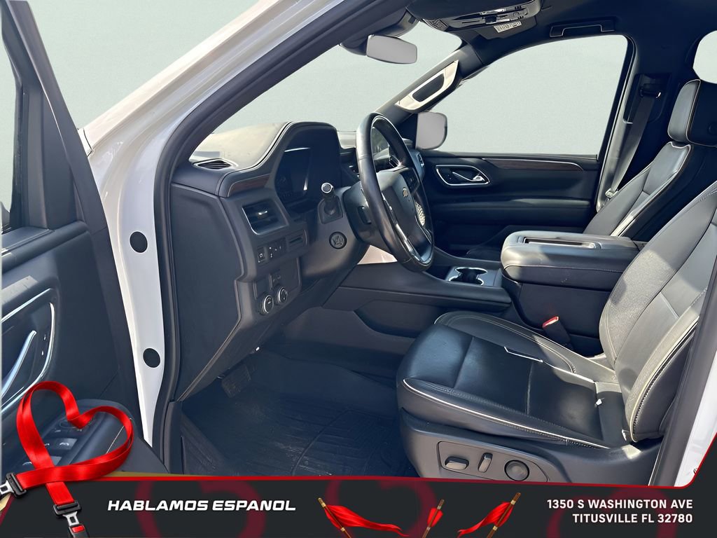 Used 2023 Chevrolet Suburban Premier image 19