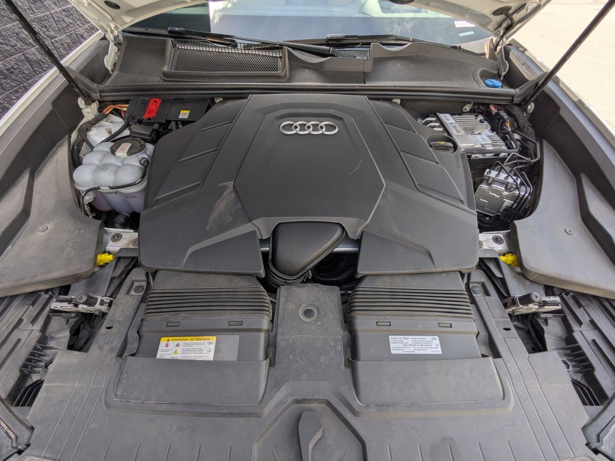 Used 2023 Audi Q8 Prestige w/ Prestige Package AWD/4WD image 33