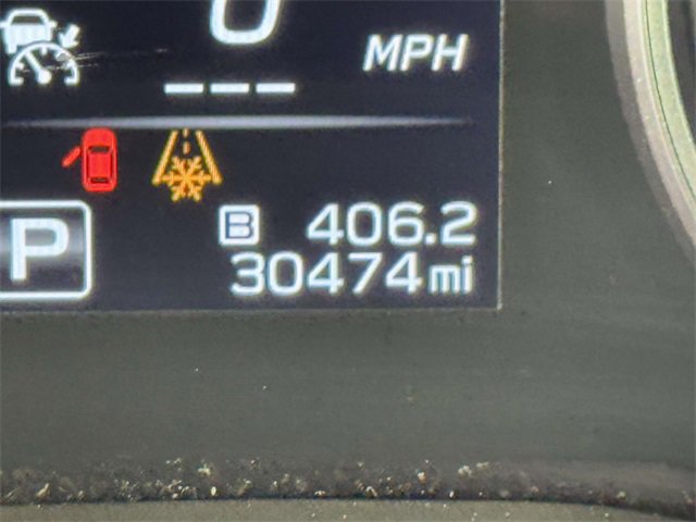 Used 2023 Subaru Ascent Premium w/ Convenience Package image 2