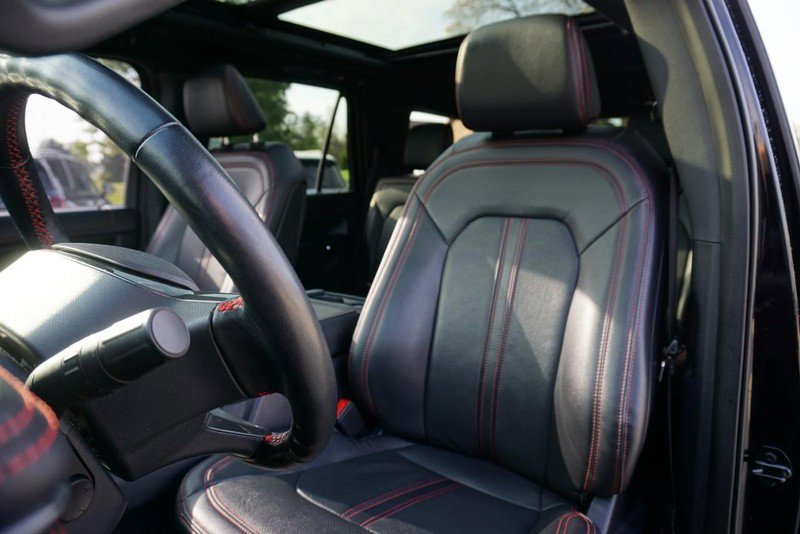 Used 2023 Ford Expedition Limited image 27