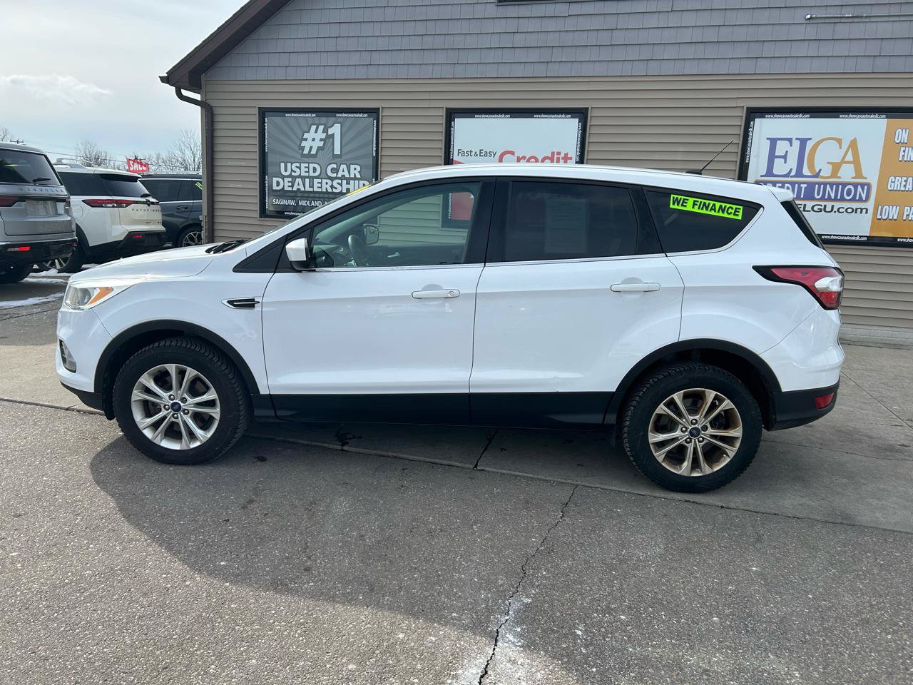 Used 2017 Ford Escape SE AWD/4WD image 8