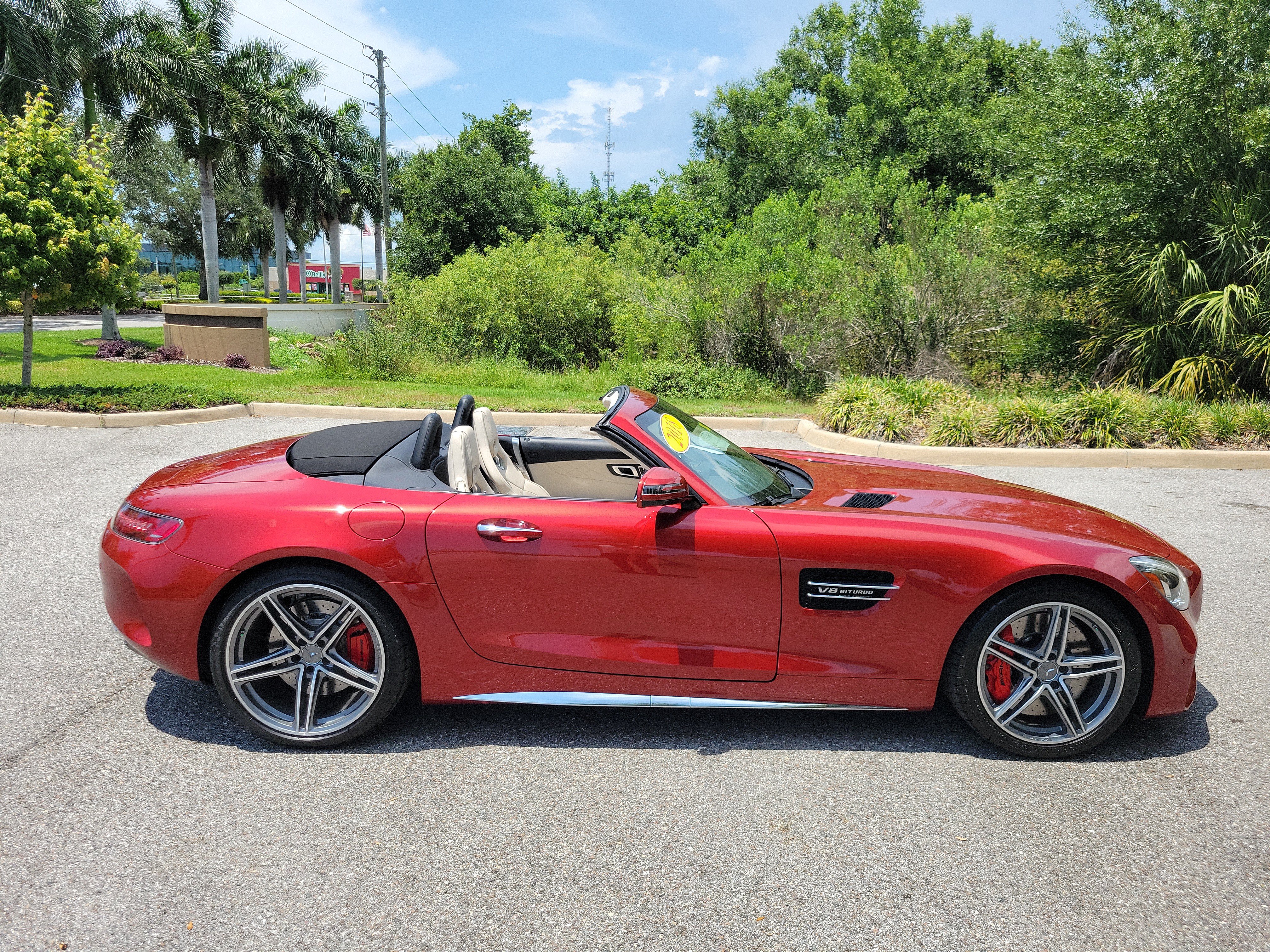 Used 2018 Mercedes-Benz AMG GT C image 3