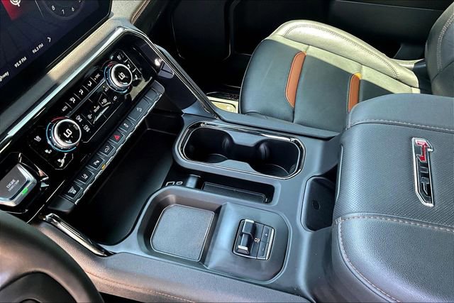 Used 2024 GMC Sierra 2500 AT4 w/ AT4 Premium Plus Package AWD/4WD image 20