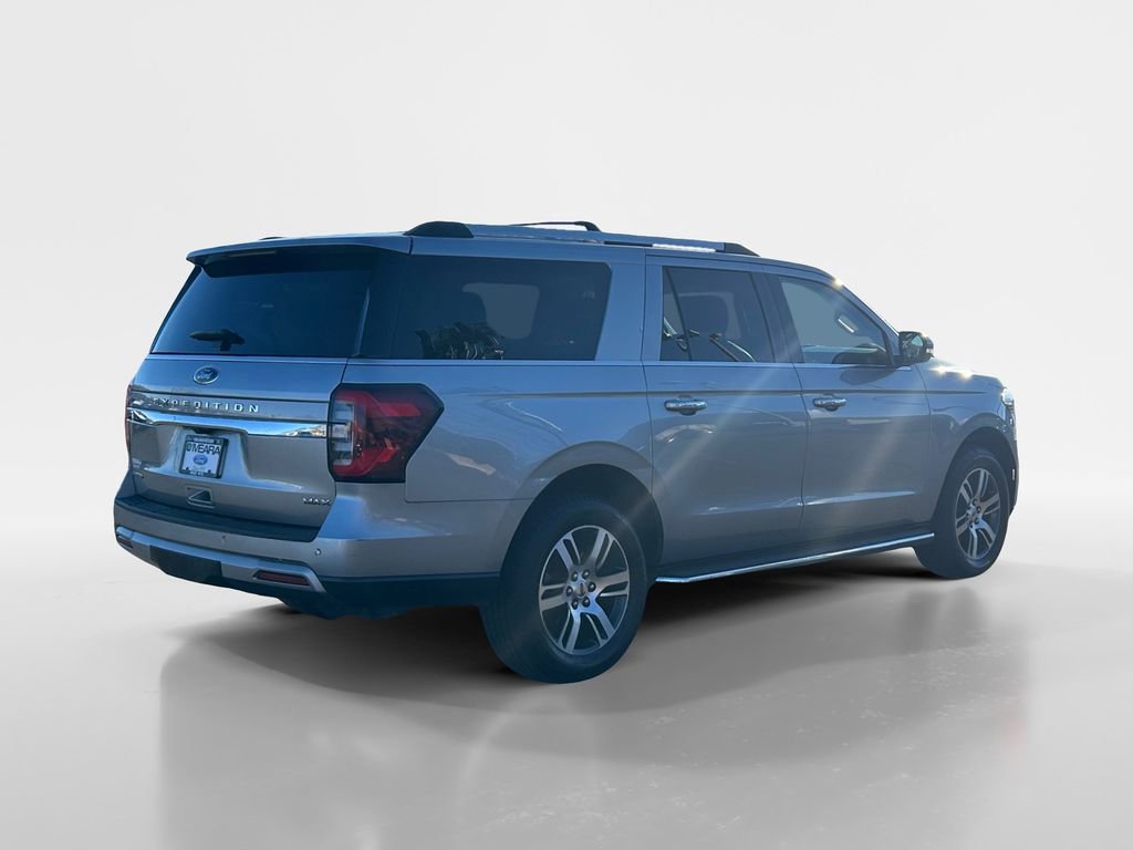 Used 2022 Ford Expedition Max Limited image 5