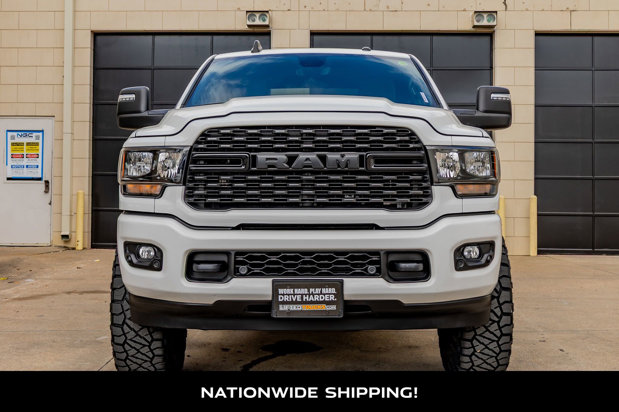 Used 2024 RAM 2500 Big Horn w/ Night Edition image 4