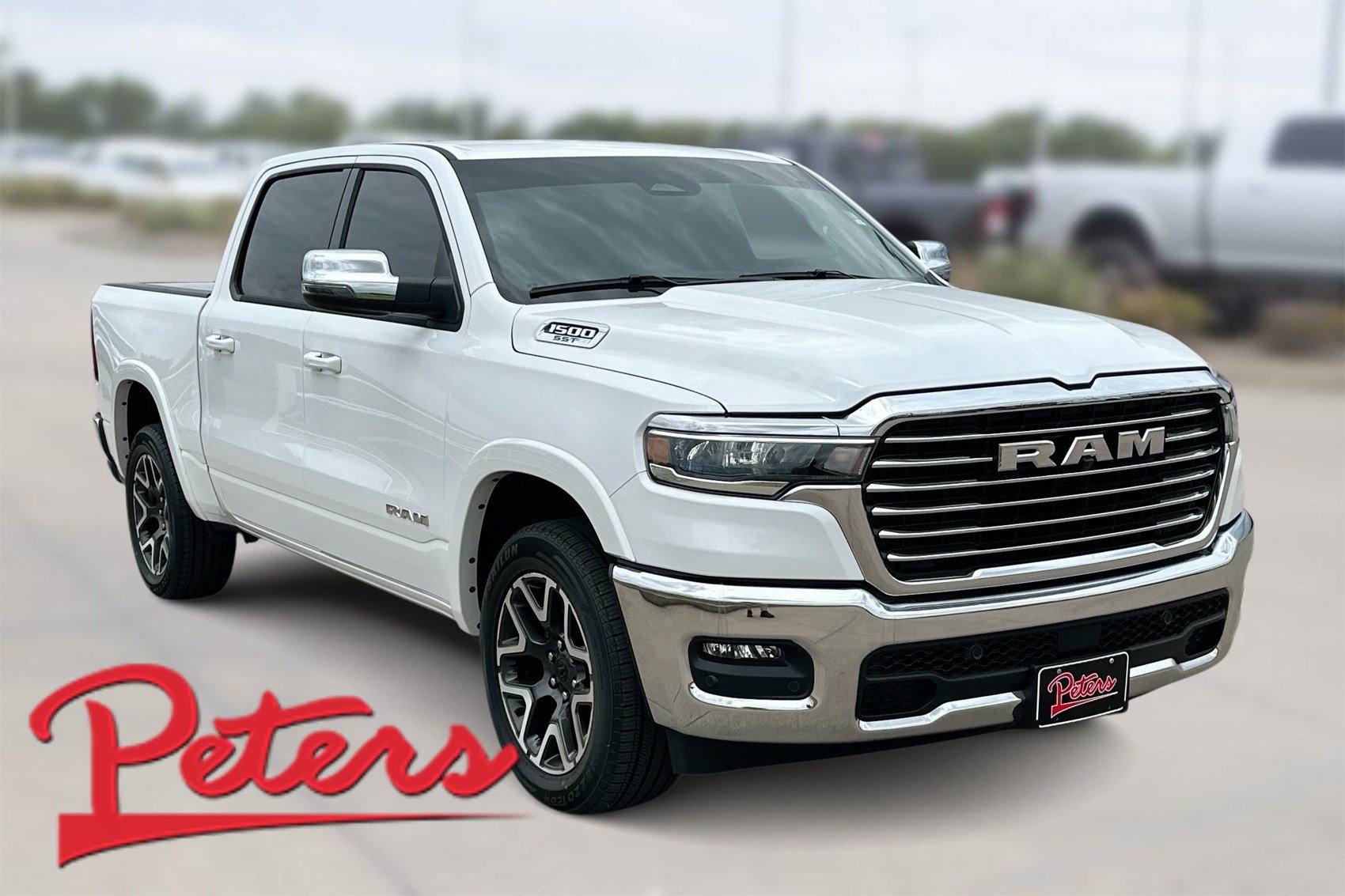 Used 2025 RAM 1500 Laramie AWD/4WD image 1