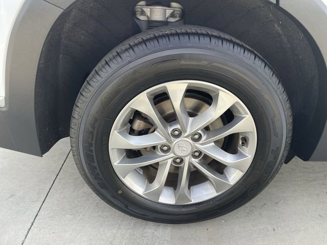 Used 2019 Hyundai Santa Fe SEL image 32