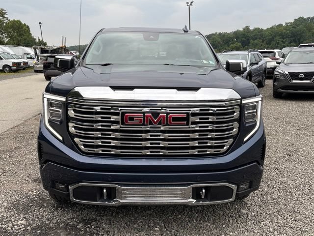 Used 2023 GMC Sierra 1500 Denali w/ Denali Reserve Package AWD/4WD image 8