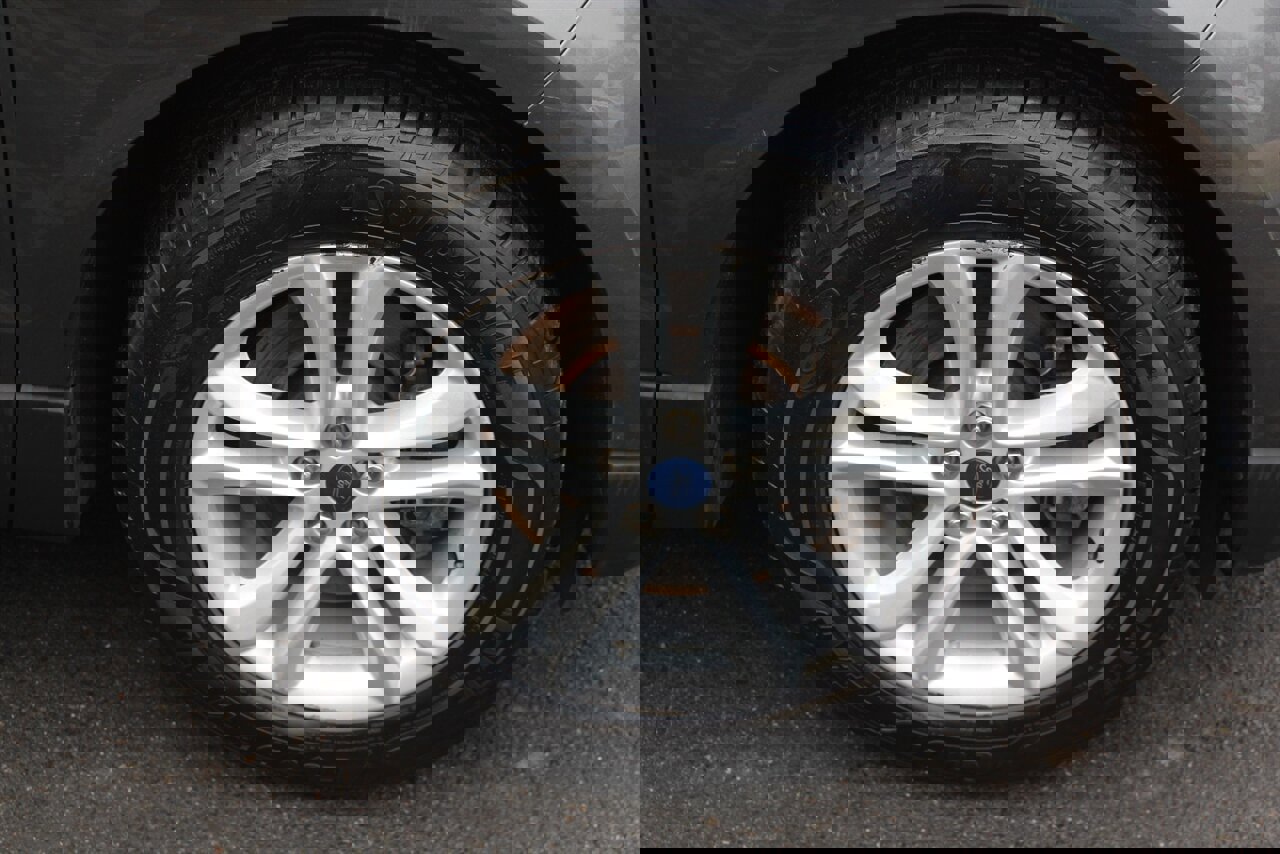 Used 2020 Ford Edge SEL w/ Convenience Package AWD/4WD image 25