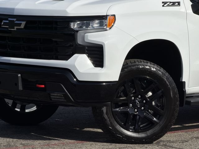 Certified 2026 Chevrolet Silverado 1500 LT Trail Boss w/ LPO, Dark Essentials Package AWD/4WD image 11