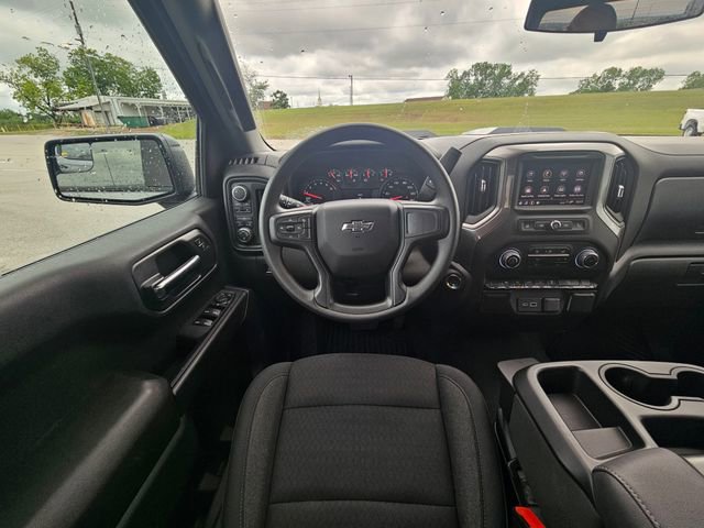 Used 2025 Chevrolet Silverado 1500 Custom Trail Boss w/ Turbomax Blackout Package AWD/4WD image 13