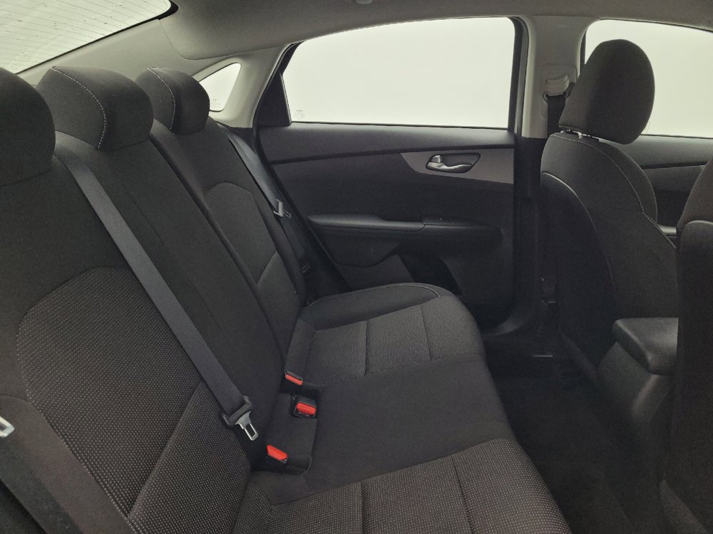 Used 2019 Kia Forte LXS FWD image 19