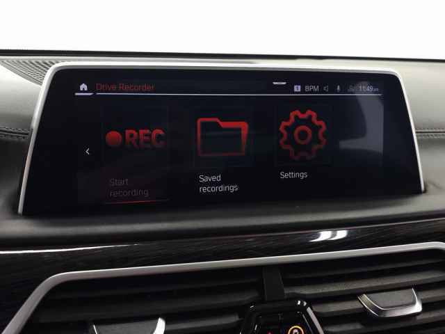 Used 2022 BMW 740i xDrive w/ M Sport Package image 35