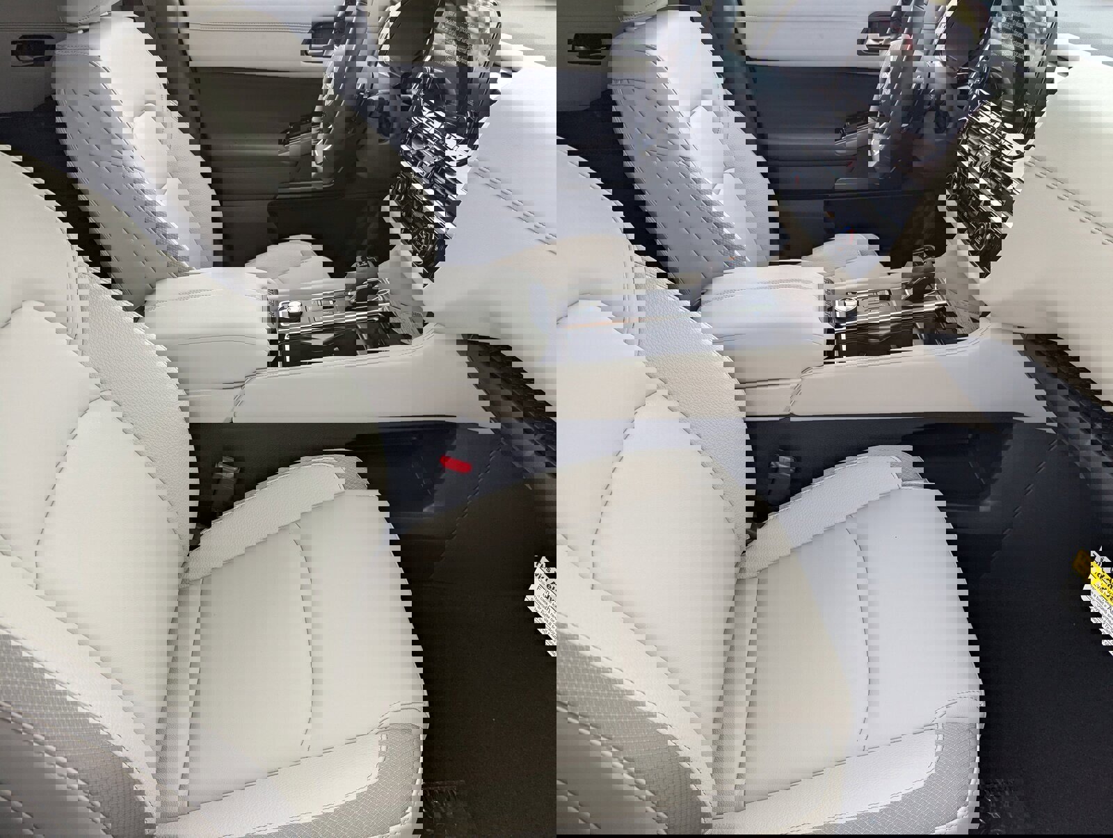 New 2025 Nissan Pathfinder SL image 30