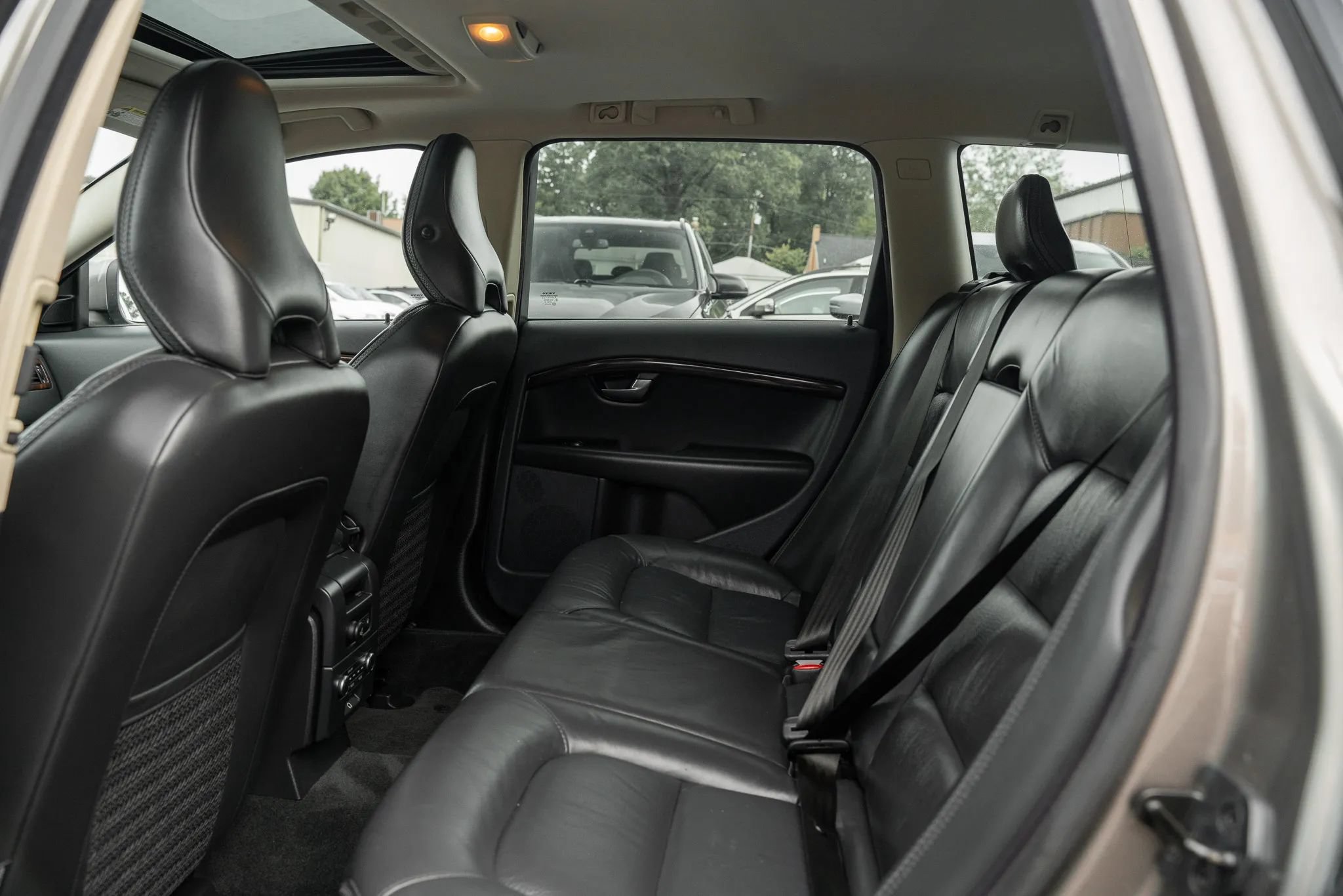 Used 2009 Volvo XC70 T6 AWD/4WD image 8