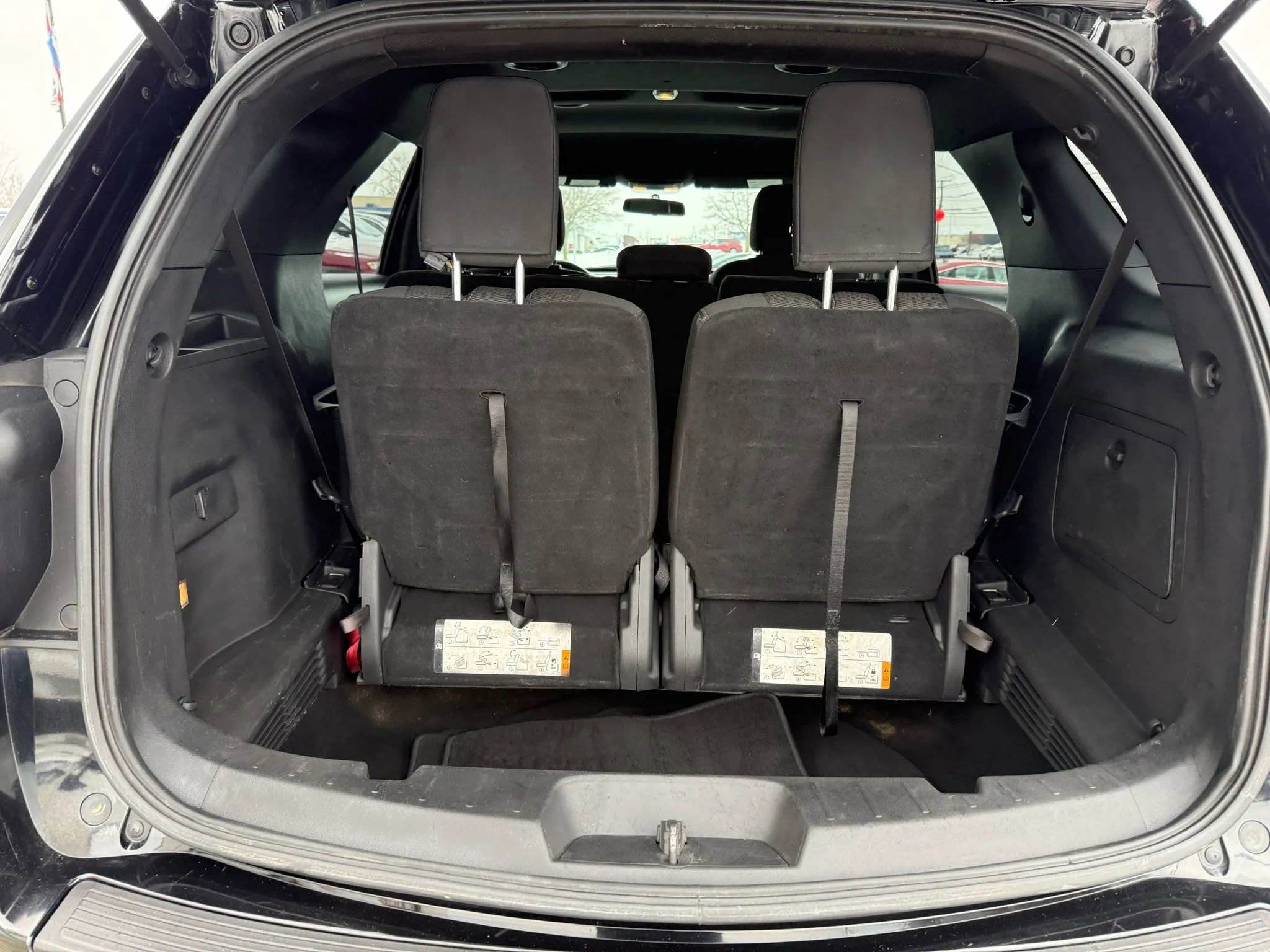 Used 2018 Ford Explorer XLT image 14