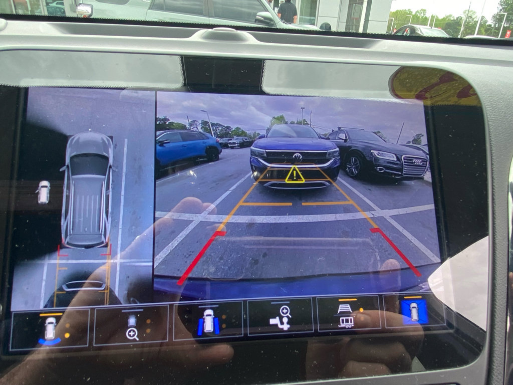 Used 2023 Chevrolet Equinox RS image 22