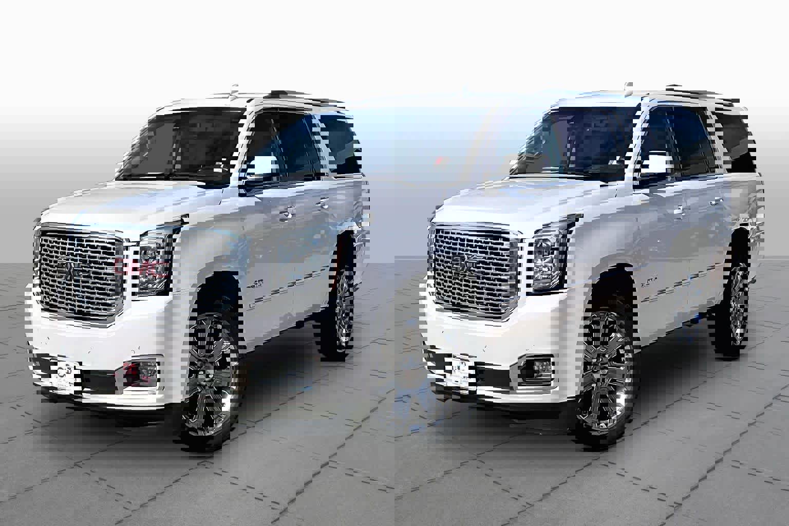 Used 2017 GMC Yukon XL Denali w/ Open Road Package image 3