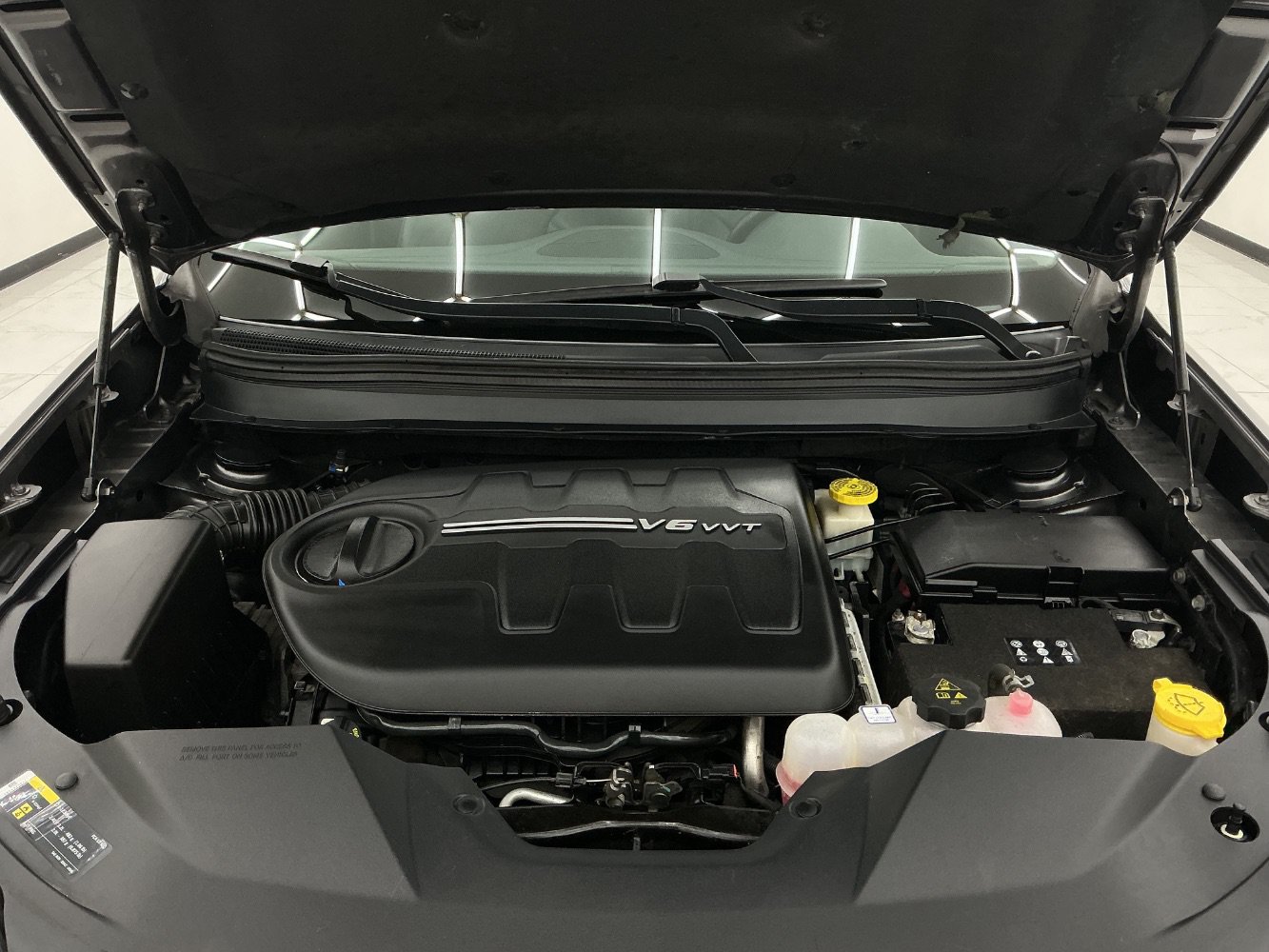 Used 2019 Jeep Cherokee Limited AWD/4WD image 43