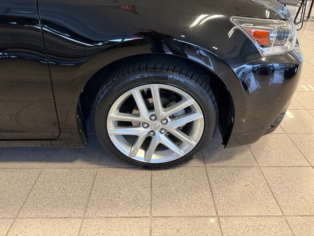 Used 2016 Lexus CT 200h FWD image 12
