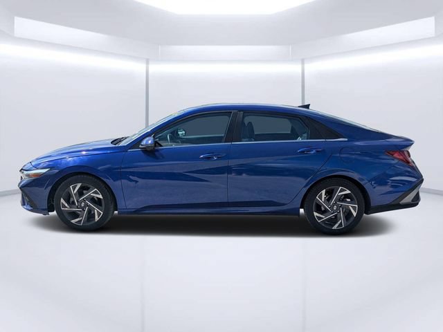 Used 2024 Hyundai Elantra Limited FWD image 6